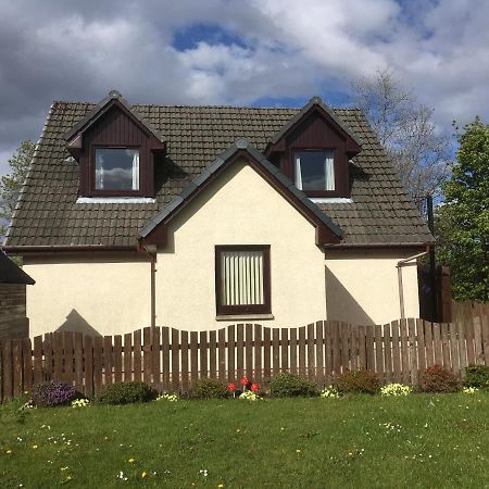 Riverbank Cottage Fort William Dış mekan fotoğraf
